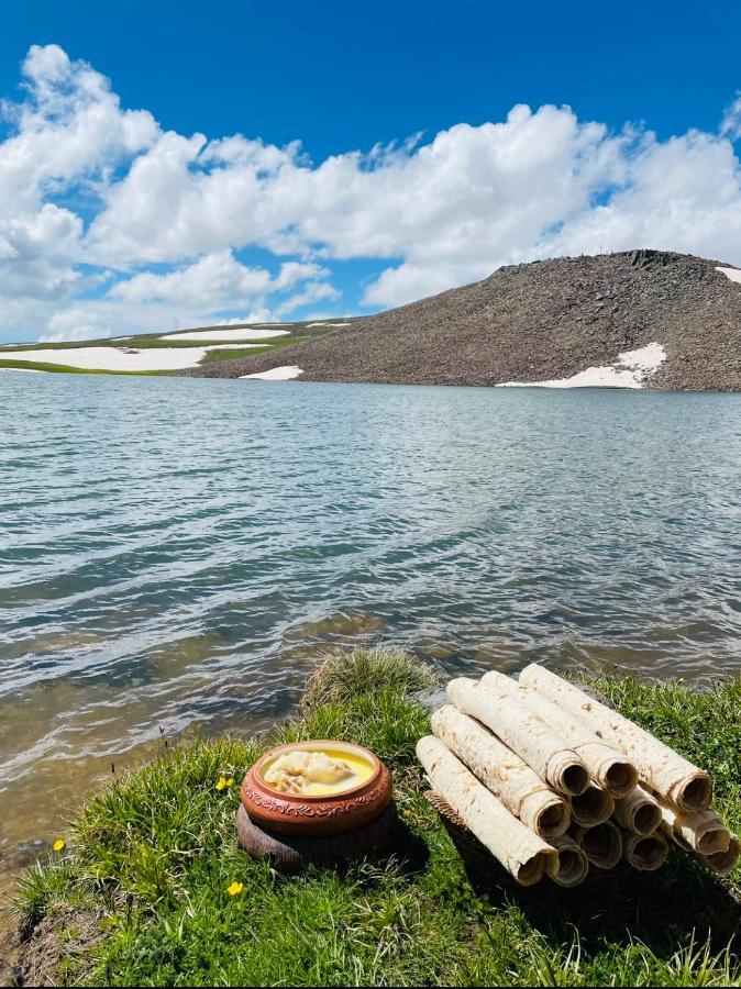 Mount Aragats Aparthotel Byurakan Buitenkant foto
