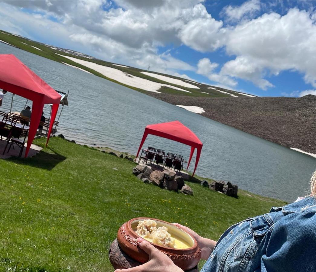 Mount Aragats Aparthotel Byurakan Buitenkant foto