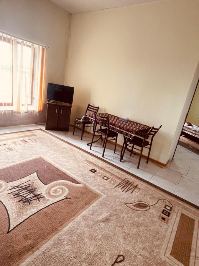 Mount Aragats Aparthotel Byurakan Buitenkant foto