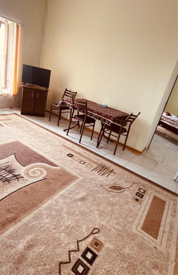 Mount Aragats Aparthotel Byurakan Buitenkant foto